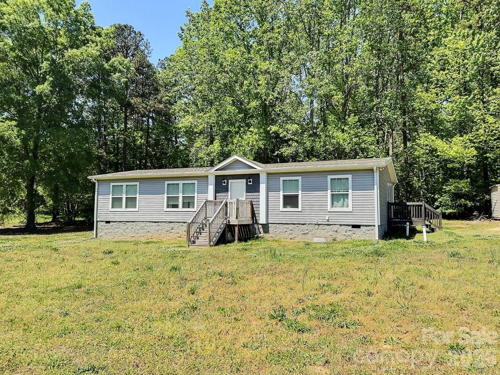 610 Deal Street S, Landis, NC 28088