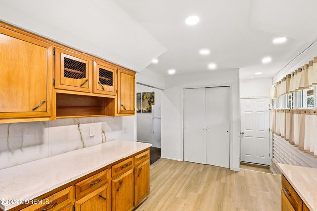 1006 Amethyst Drive, Toms River, NJ 08753