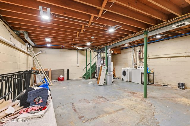 1006 Amethyst Drive, Toms River, NJ 08753