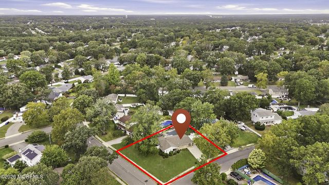 1006 Amethyst Drive, Toms River, NJ 08753