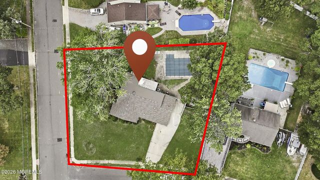 1006 Amethyst Drive, Toms River, NJ 08753