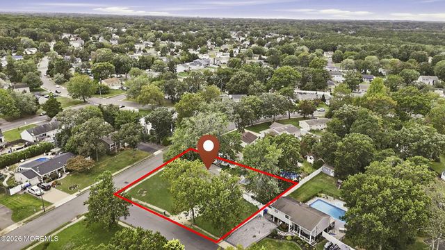 1006 Amethyst Drive, Toms River, NJ 08753