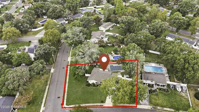 1006 Amethyst Drive, Toms River, NJ 08753