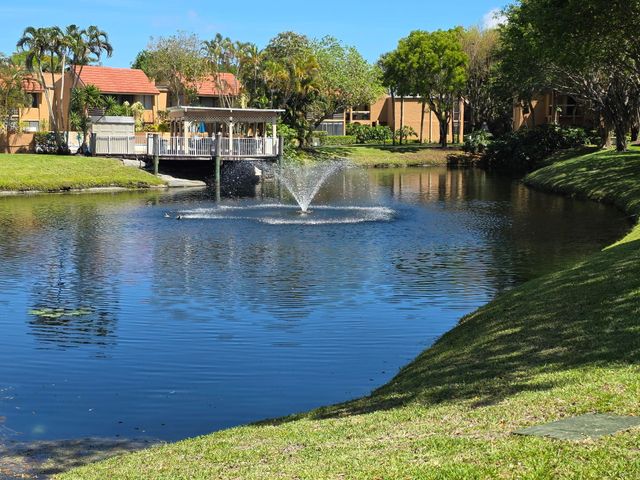 11142 Green Lake Drive 202, Boynton Beach, FL 33437