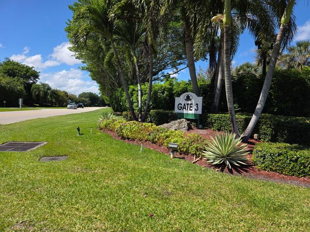 11142 Green Lake Drive 202, Boynton Beach, FL 33437
