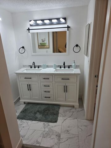 11142 Green Lake Drive 202, Boynton Beach, FL 33437