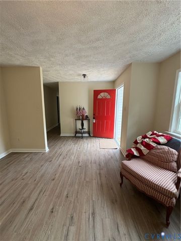 3011 Quaker Rd, Quinton, VA 23141
