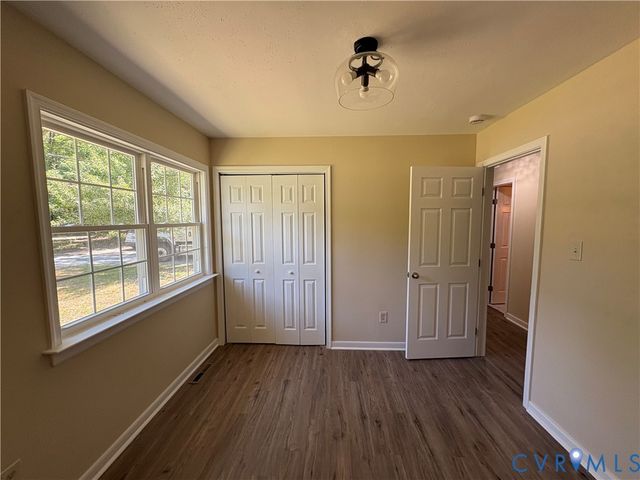3011 Quaker Rd, Quinton, VA 23141