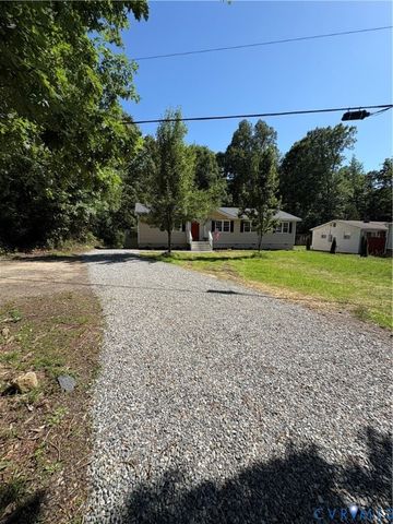 3011 Quaker Rd, Quinton, VA 23141
