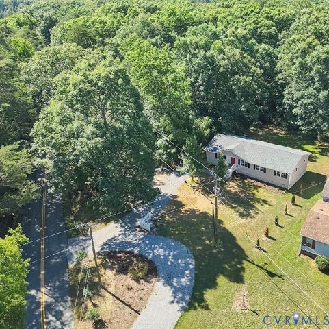 3011 Quaker Rd, Quinton, VA 23141