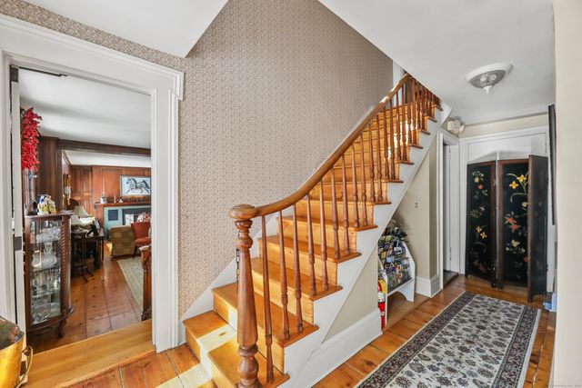 802 State Road, Richmond, MA 01254