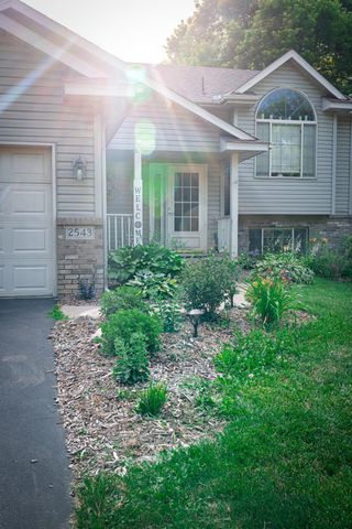 2543 Cypress Street, Maplewood, MN 55109