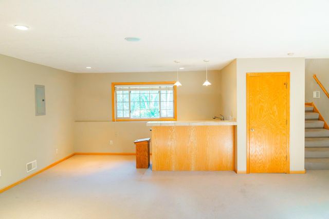 2543 Cypress Street, Maplewood, MN 55109