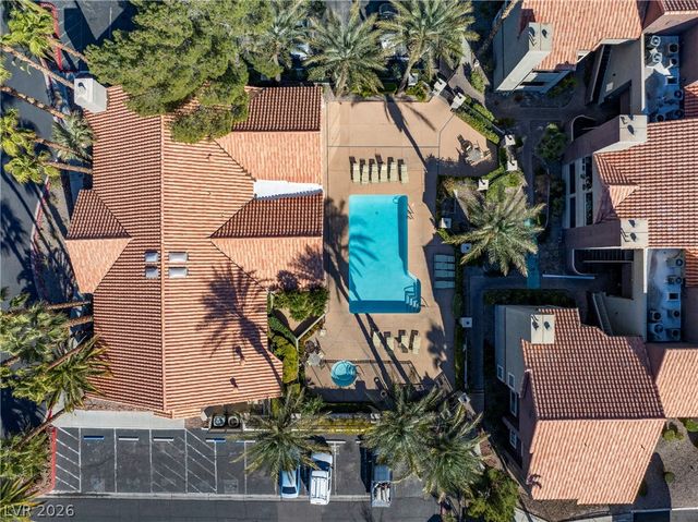 5002 South Rainbow Boulevard 206, Las Vegas, NV 89118