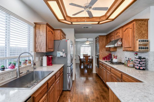 5817 W Corona Avenue, Fresno, CA 93722