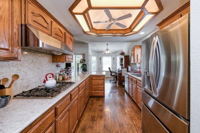 5817 W Corona Avenue, Fresno, CA 93722