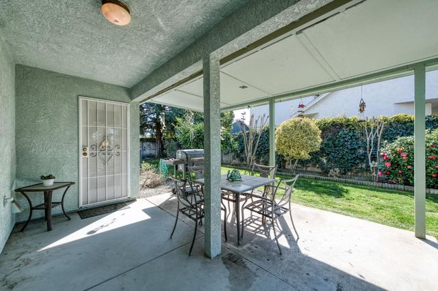 5817 W Corona Avenue, Fresno, CA 93722