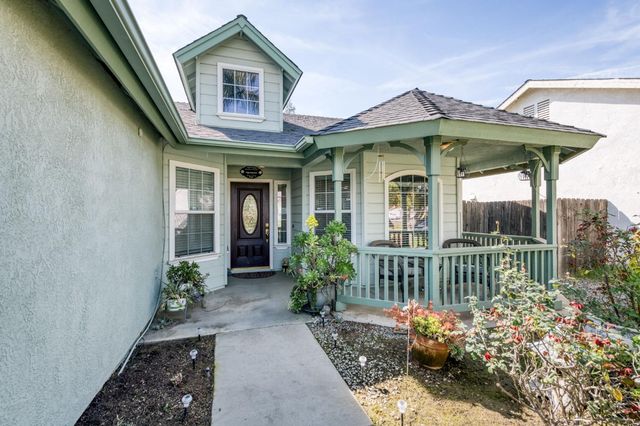 5817 W Corona Avenue, Fresno, CA 93722