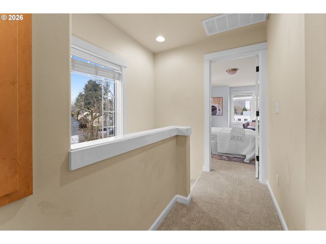 723 Ne TILLAMOOK St, Portland, OR 97212