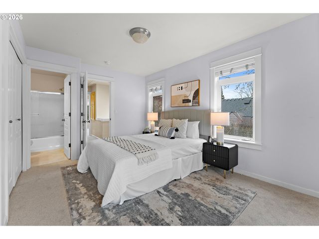 723 Ne TILLAMOOK St, Portland, OR 97212