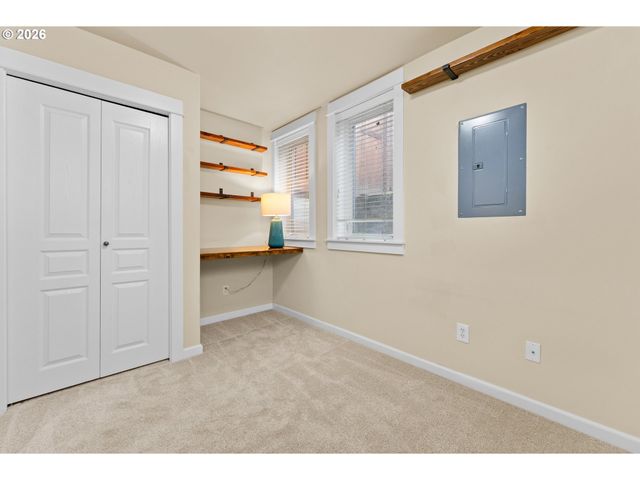 723 Ne TILLAMOOK St, Portland, OR 97212