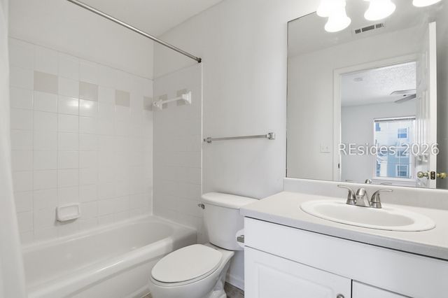 100 Kensington Blvd Apt 1110, Bluffton, SC 29910