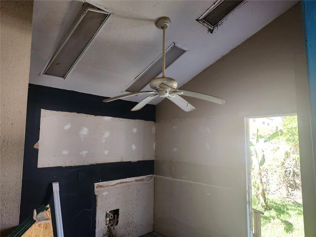 5625 VAN DOREN AVENUE, New Port Richey, FL 34652