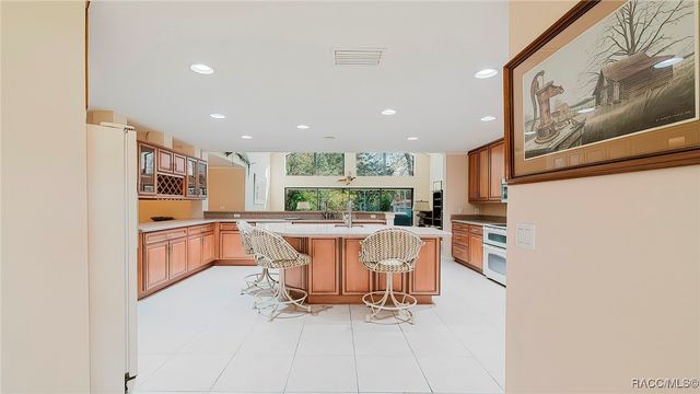 1115 SE 5th Avenue, Crystal River, FL 34429