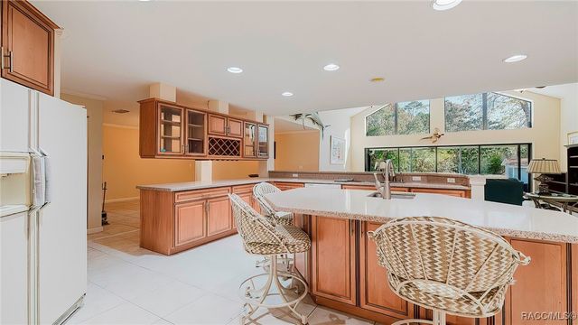 1115 SE 5th Avenue, Crystal River, FL 34429