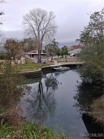 1115 SE 5th Avenue, Crystal River, FL 34429