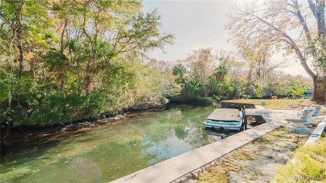 1115 SE 5th Avenue, Crystal River, FL 34429