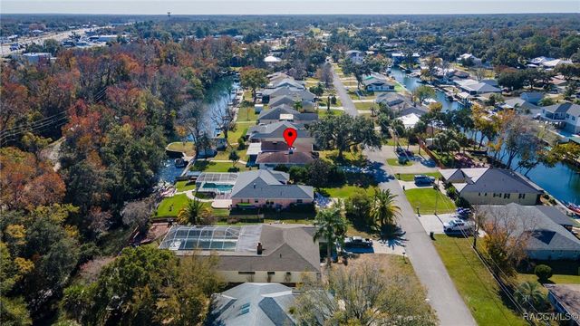 1115 SE 5th Avenue, Crystal River, FL 34429