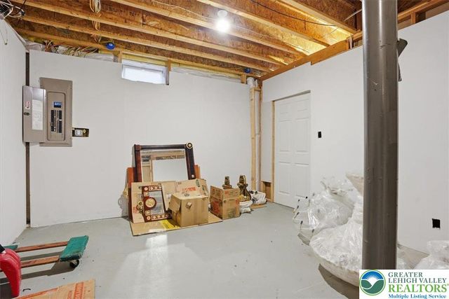 1761 Big Ridge Drive, Middle Smithfield Twp, PA 18302