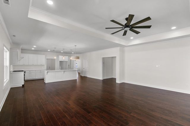 109 Yorkhill, Dothan, AL 36305
