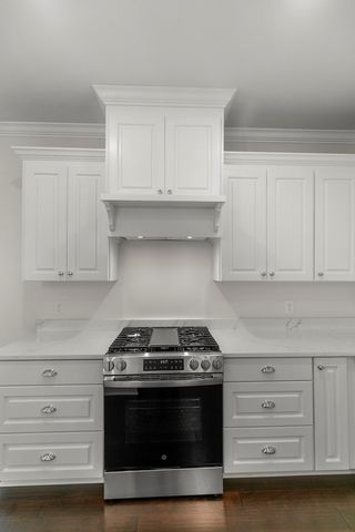 109 Yorkhill, Dothan, AL 36305