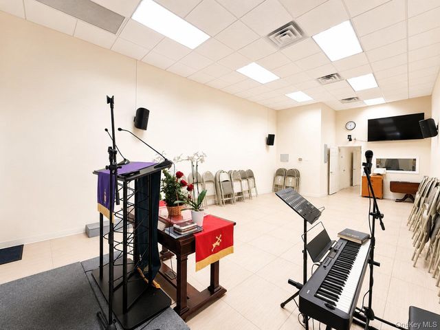 61-12 220 Street 2nd + 3rd Floor, Bayside, NY 11364