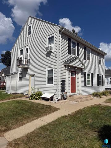 1300 E 6th St Street, Sioux Falls, SD 57106
