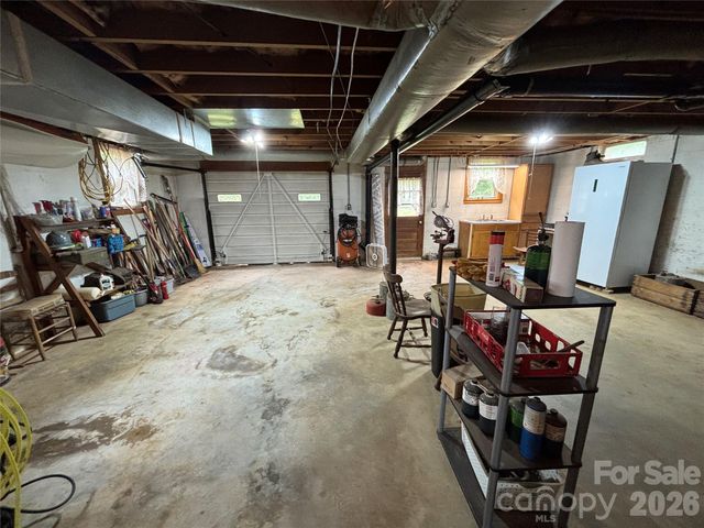 74 Miranda Drive, Taylorsville, NC 28681