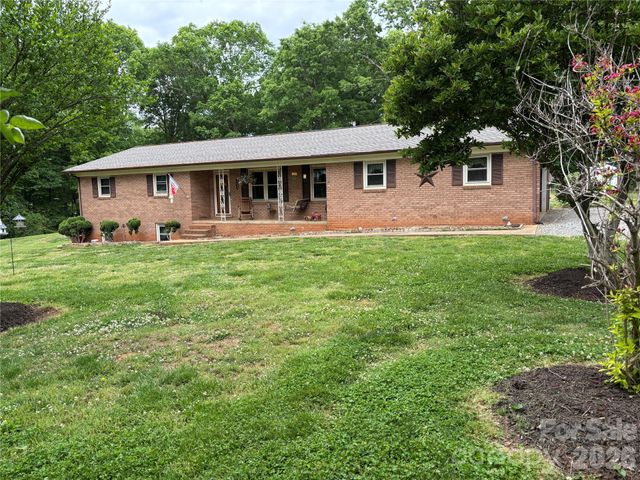 74 Miranda Drive, Taylorsville, NC 28681