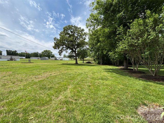 74 Miranda Drive, Taylorsville, NC 28681