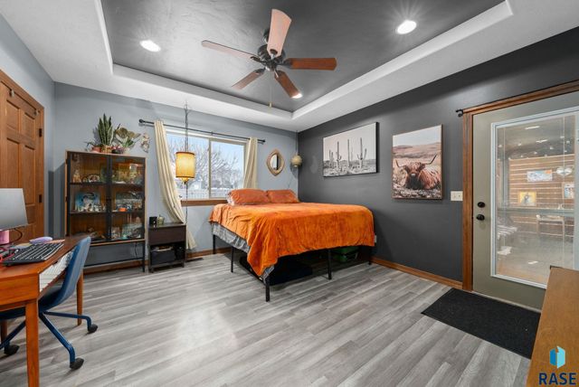 305 S Spring Pl Place, Brandon, SD 57005