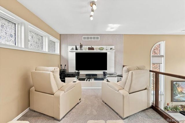 4797 Fairway Court 16, Waterford, MI 48328