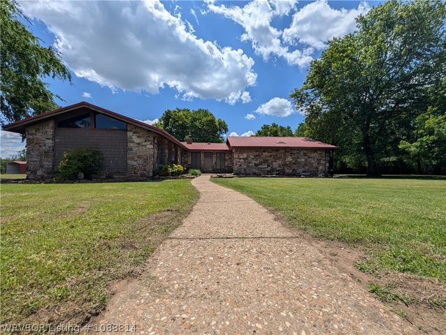 6235 Belmont Drive, Alma, AR 72921