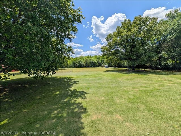 6235 Belmont Drive, Alma, AR 72921