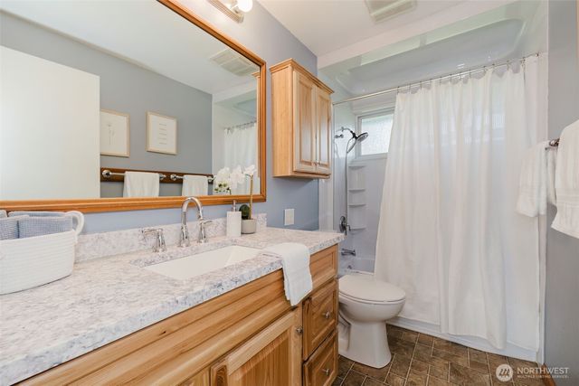 2240 Ponderosa Drive SE, Port Orchard, WA 98366