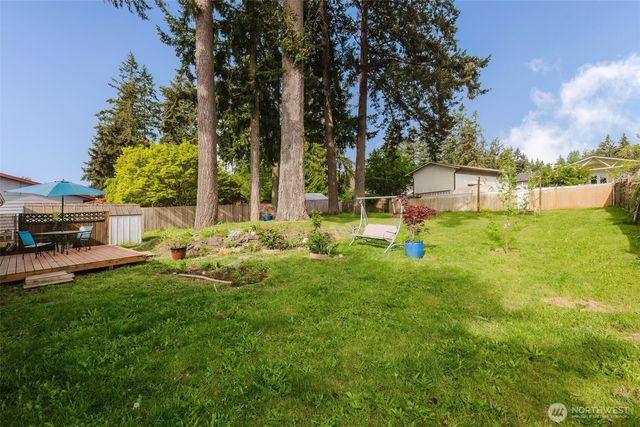 2240 Ponderosa Drive SE, Port Orchard, WA 98366