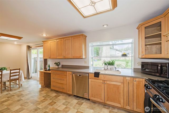 2240 Ponderosa Drive SE, Port Orchard, WA 98366