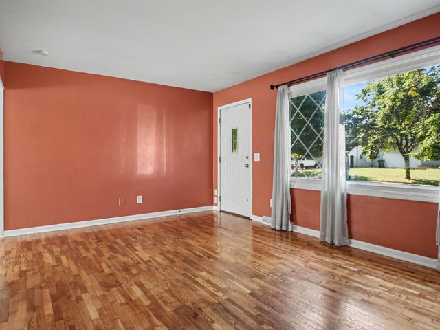 221 Cloverland Drive, Lansing City, MI 48910
