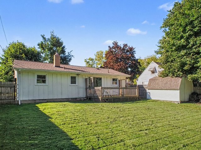 221 Cloverland Drive, Lansing City, MI 48910