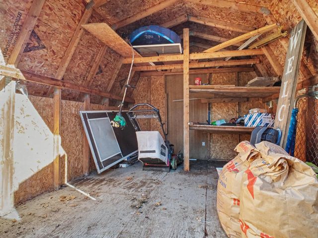 221 Cloverland Drive, Lansing City, MI 48910